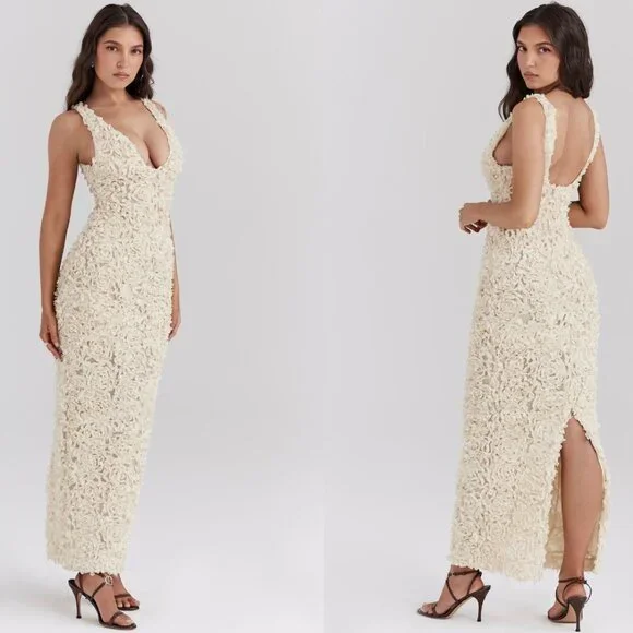 HOUSE OF CB 'Carena' Creme Plunge Floral Appliqué Maxi Dress NWT - Picture 6 of 13